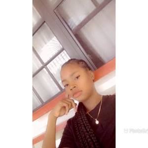 Meet your Posher, Phylicia